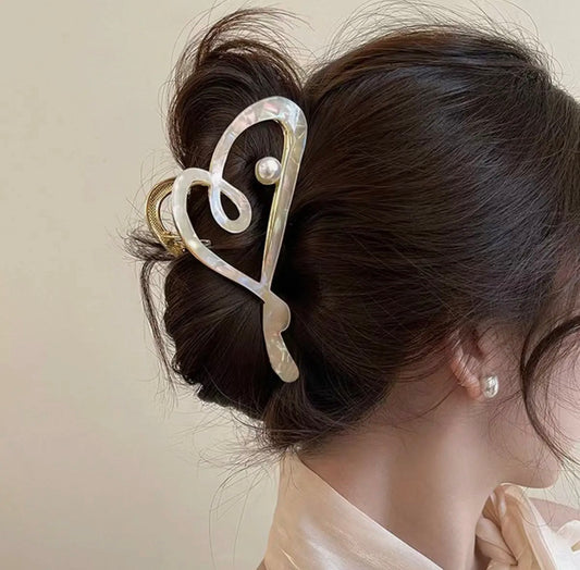 Sweetheart Hair Claw