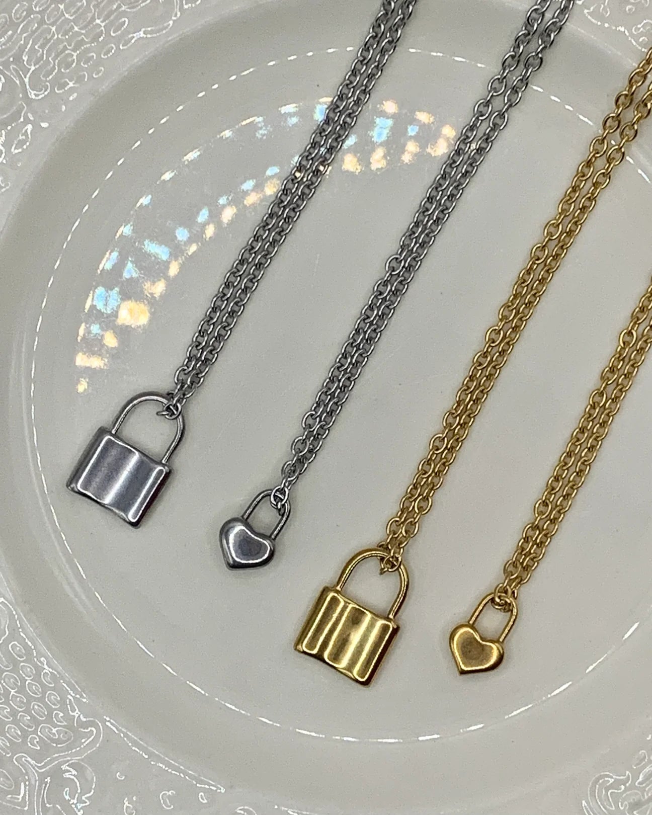 Shop Journal Simple Lock Charm Necklace - SILVER SQUARE LOCK