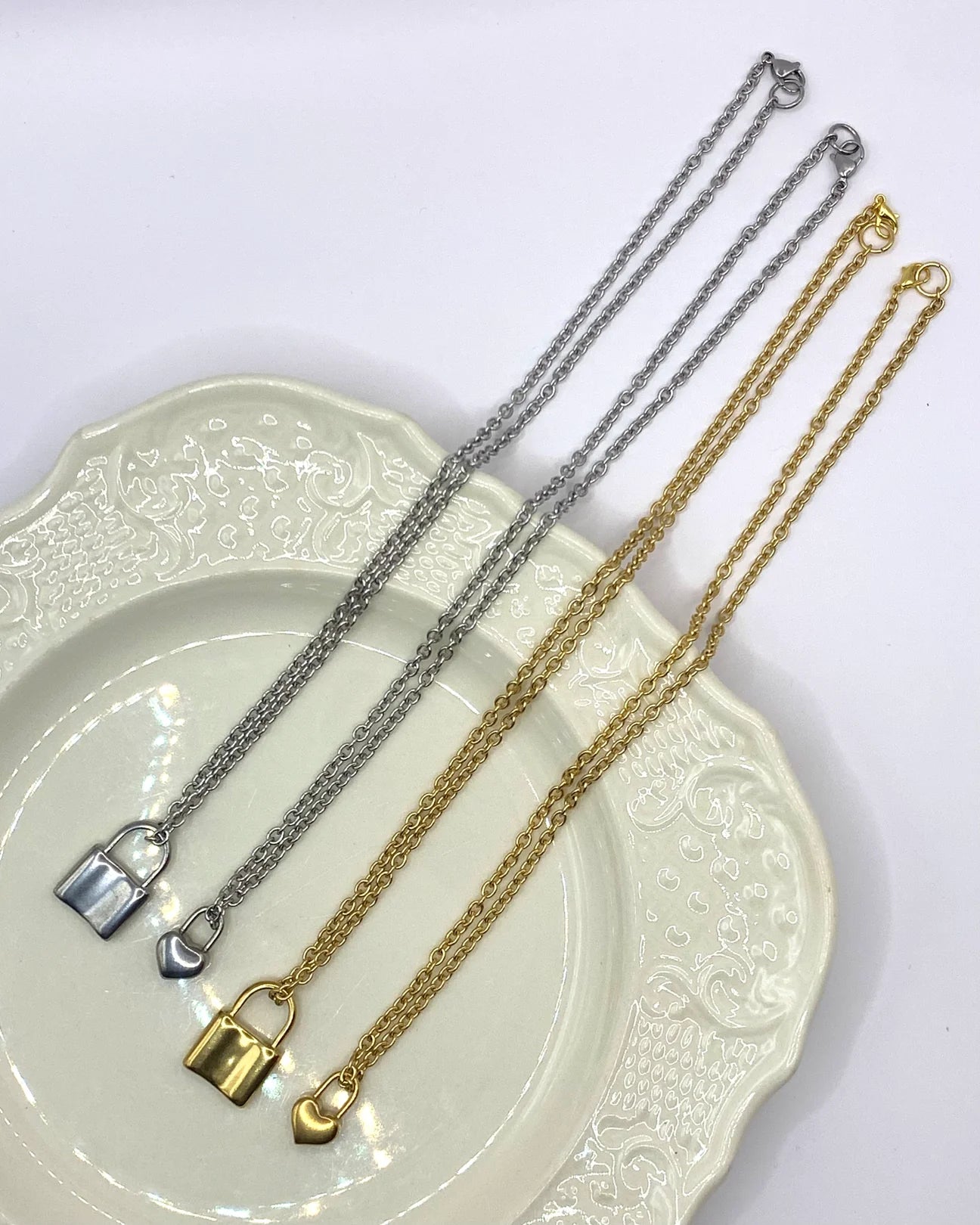 Shop Journal Simple Lock Charm Necklace - SILVER SQUARE LOCK