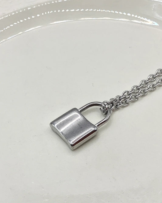 Shop Journal Simple Lock Charm Necklace - SILVER SQUARE LOCK