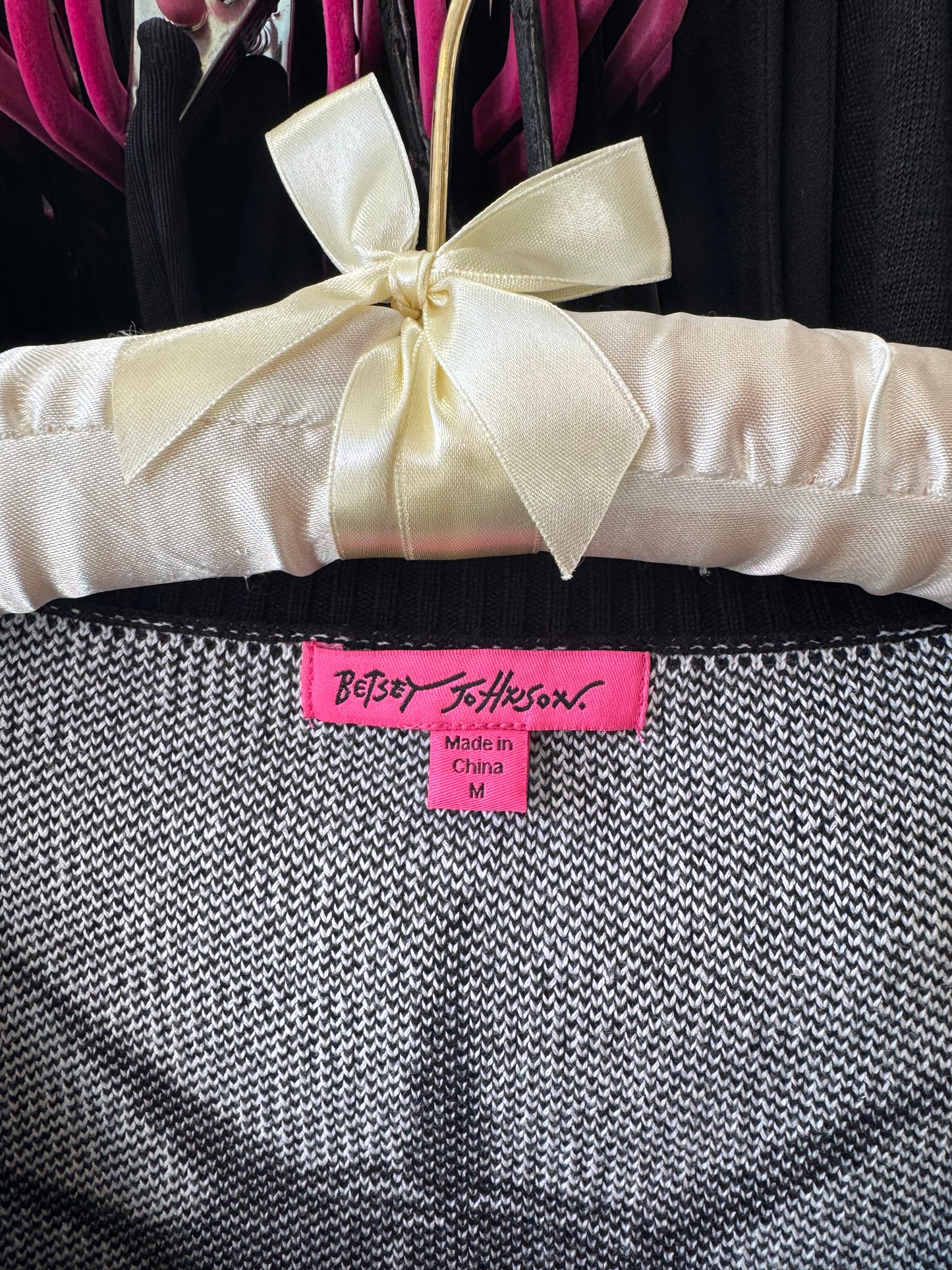 2010s Betsey Johnson Queen of NY Cropped Cardi
