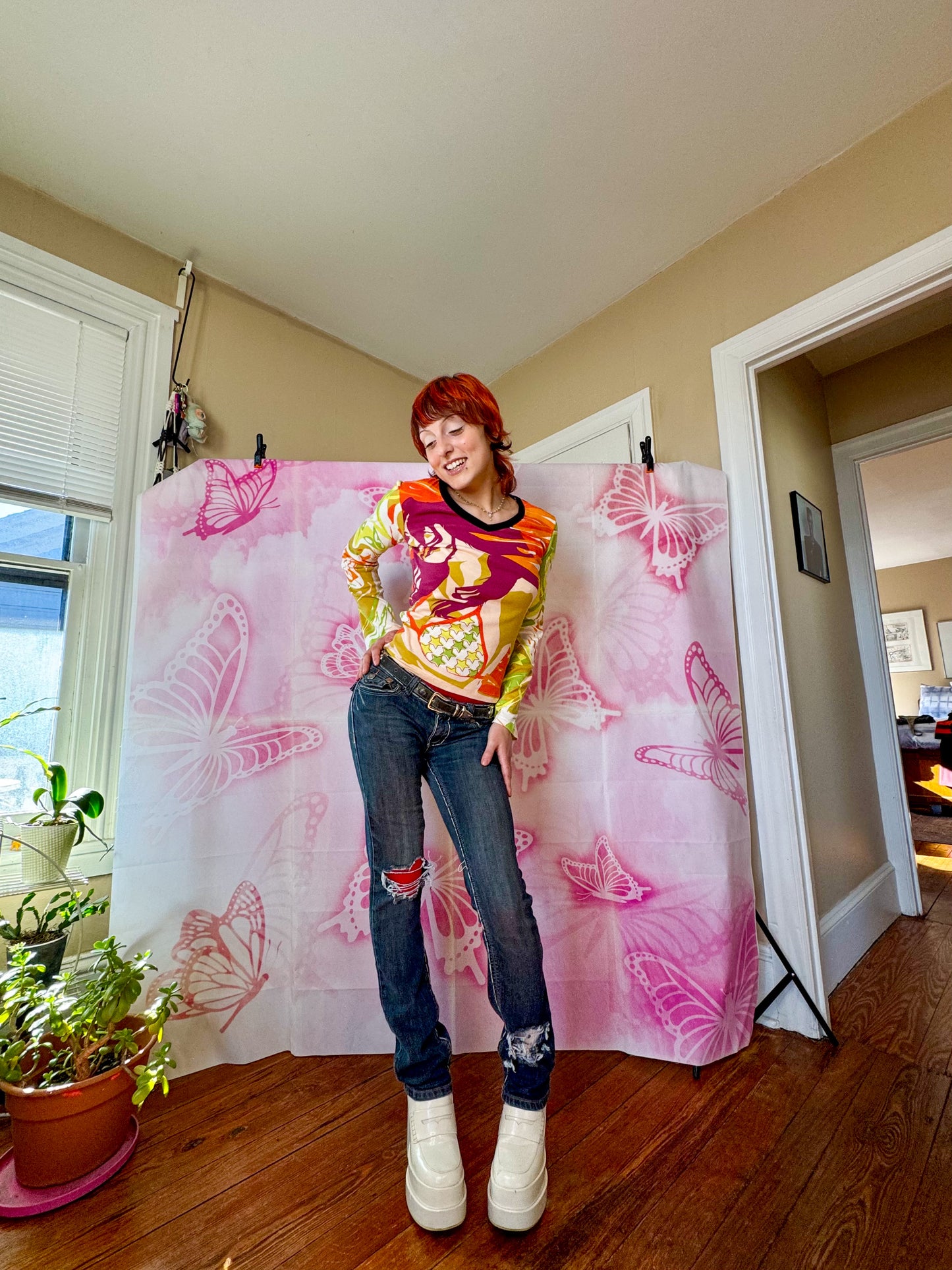 Y2K Deadstock Hayes Graphic Long Sleeve Tee