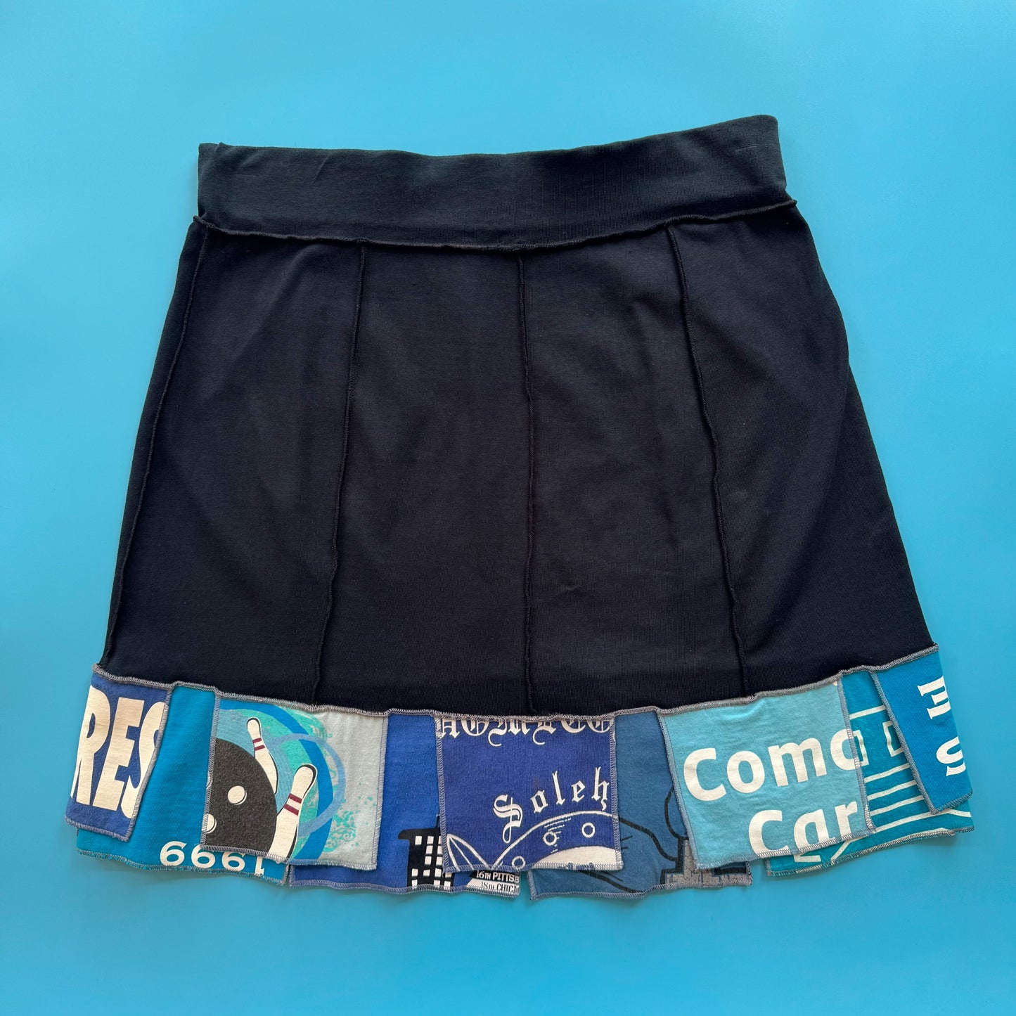 Deadstock Pantaluna Upcycled T-Shirt Skirt in L