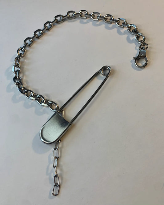 Shop Journal Jumbo Safety Pin Chunky Necklace