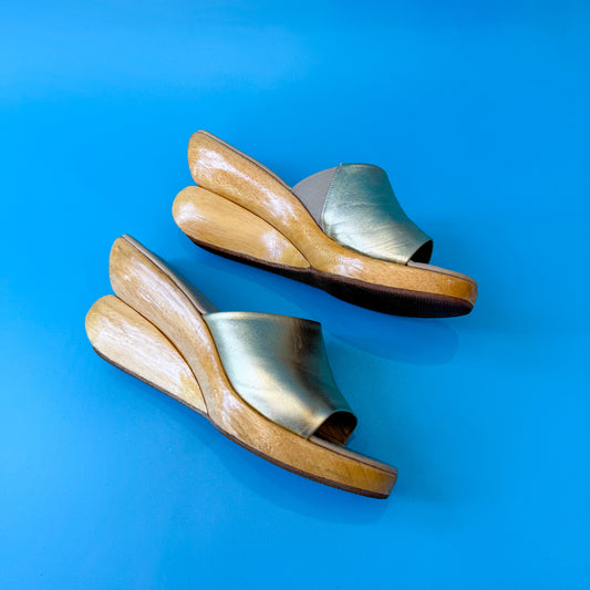 Y2K Donald J Pliner Fiona Wedges