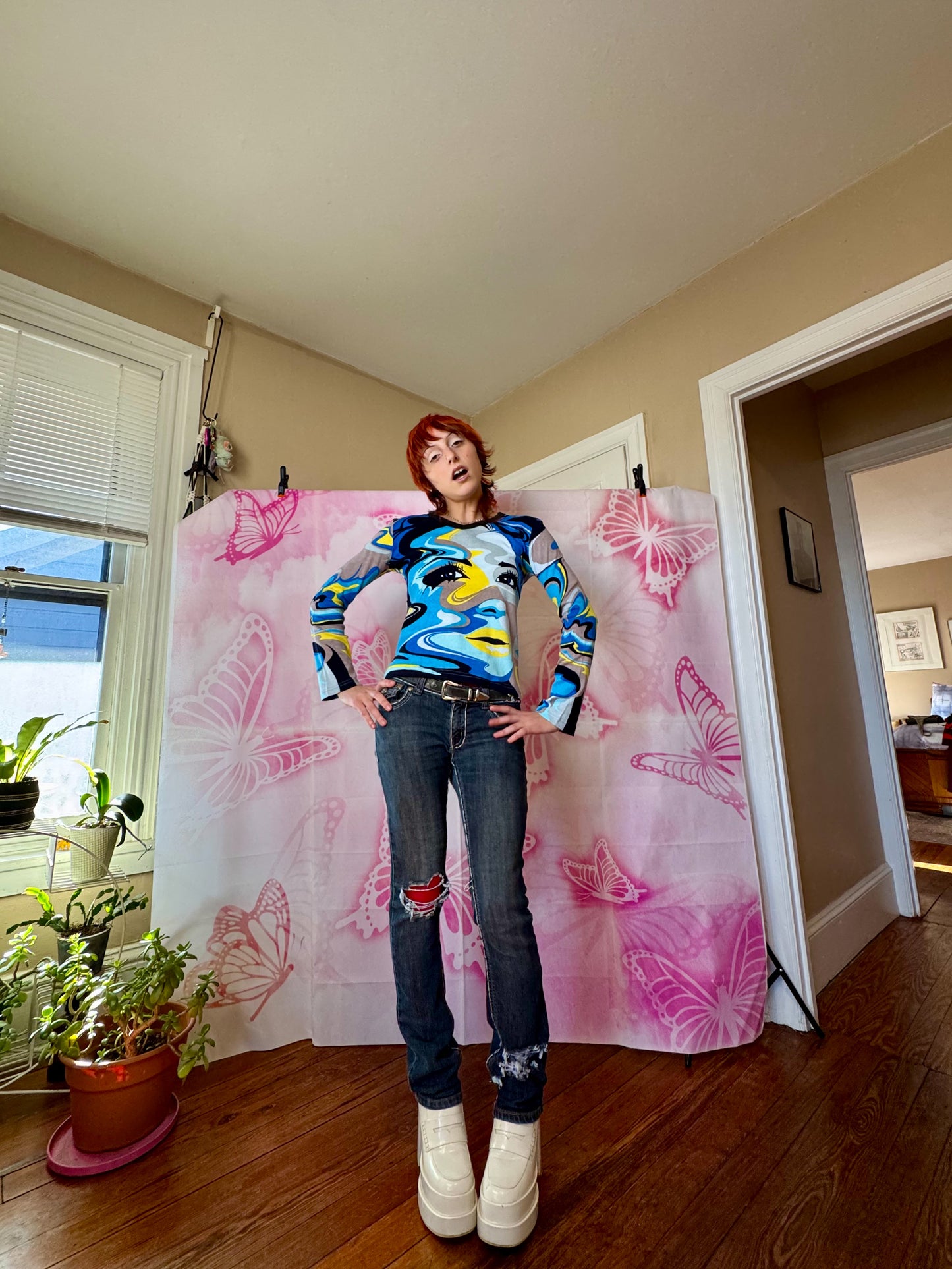 Y2K Deadstock Hayes Graphic Long Sleeve Tee