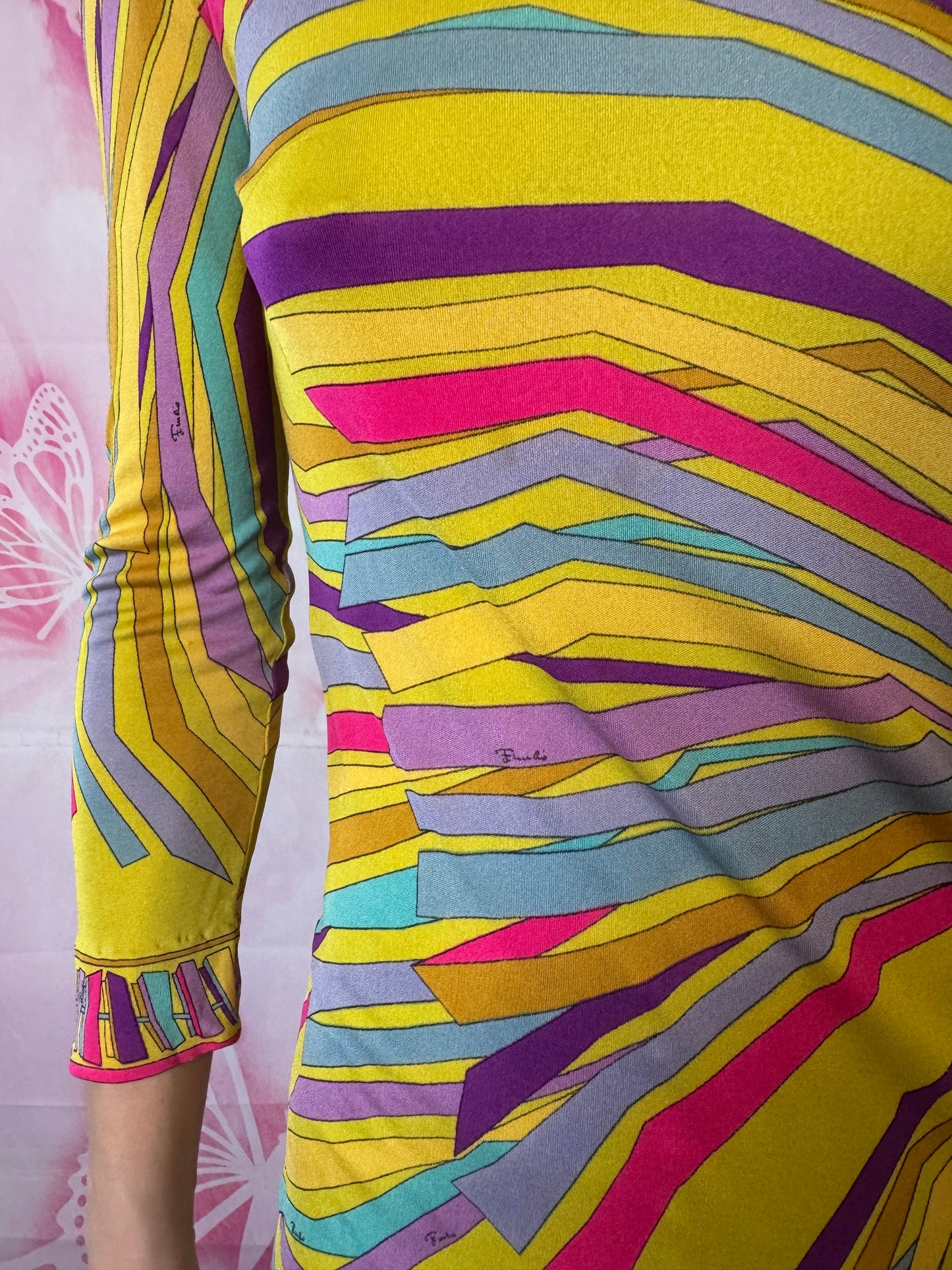 εϊз COMING SOON εϊз 1960s Emilio Pucci Citrine Pinwheel Print Silk Jersey Shift Dress