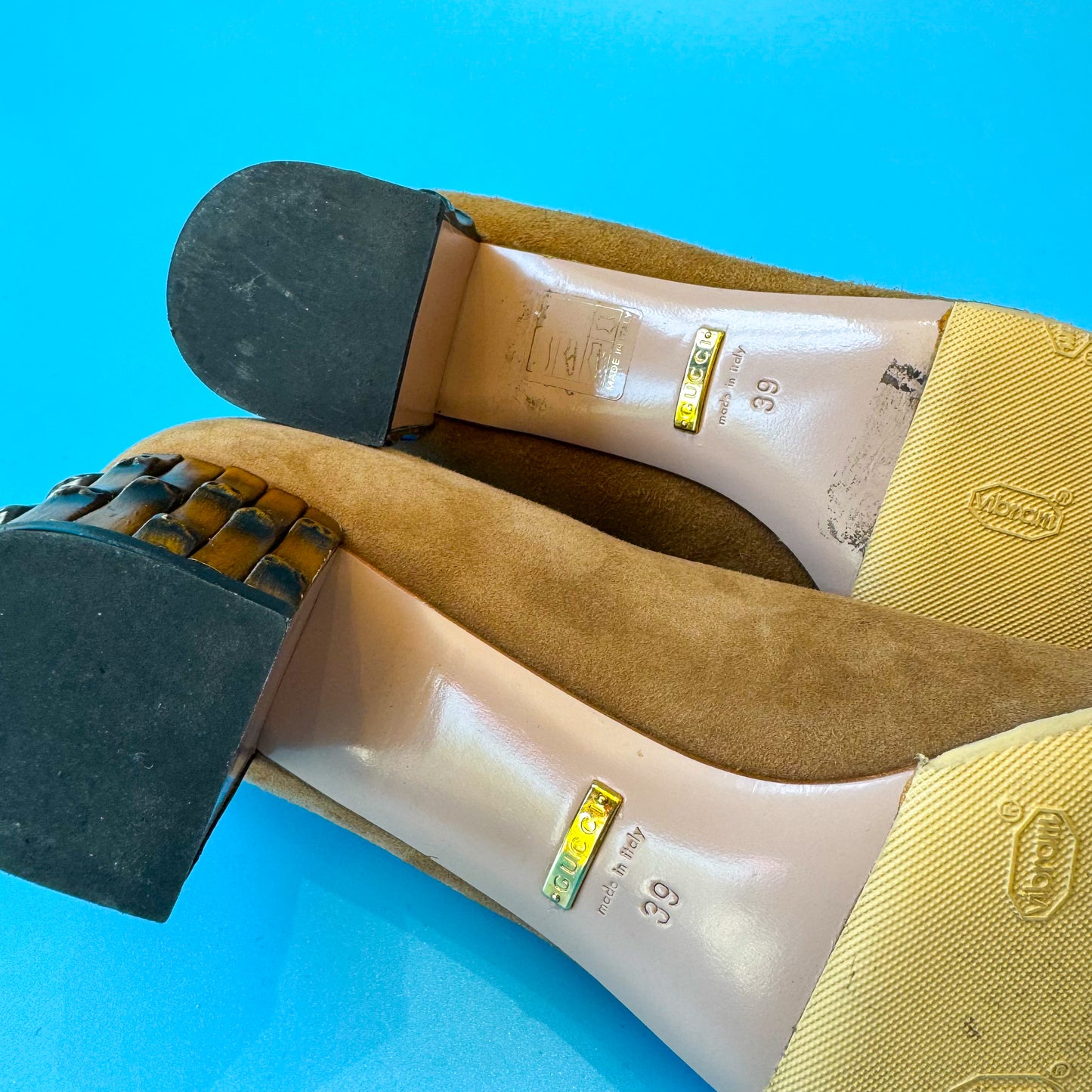 GUCCI Dahlia Suede Pumps