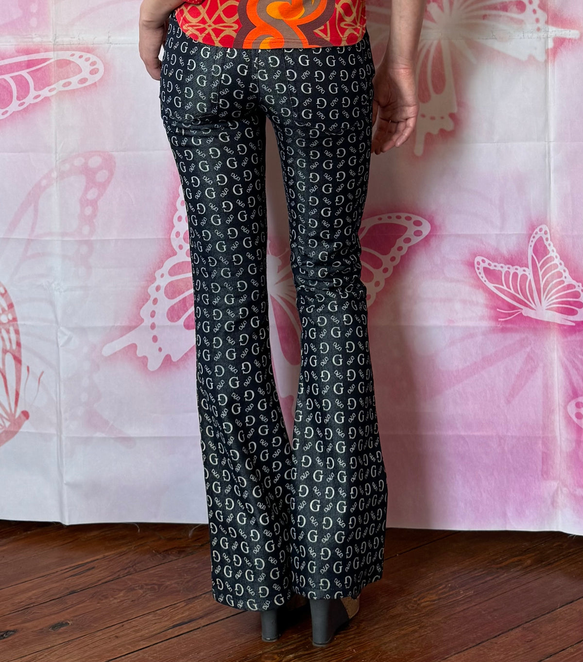 Y2K Guess Graphic Flares