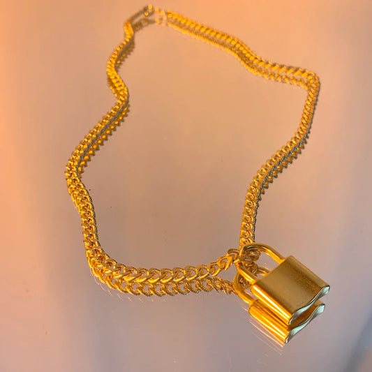 Shop Journal Lock Necklace